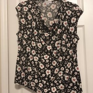 👌🏼2 for $12👌🏼 Nice women's work blouse